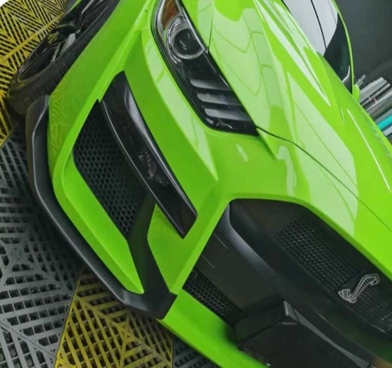 Gloss green