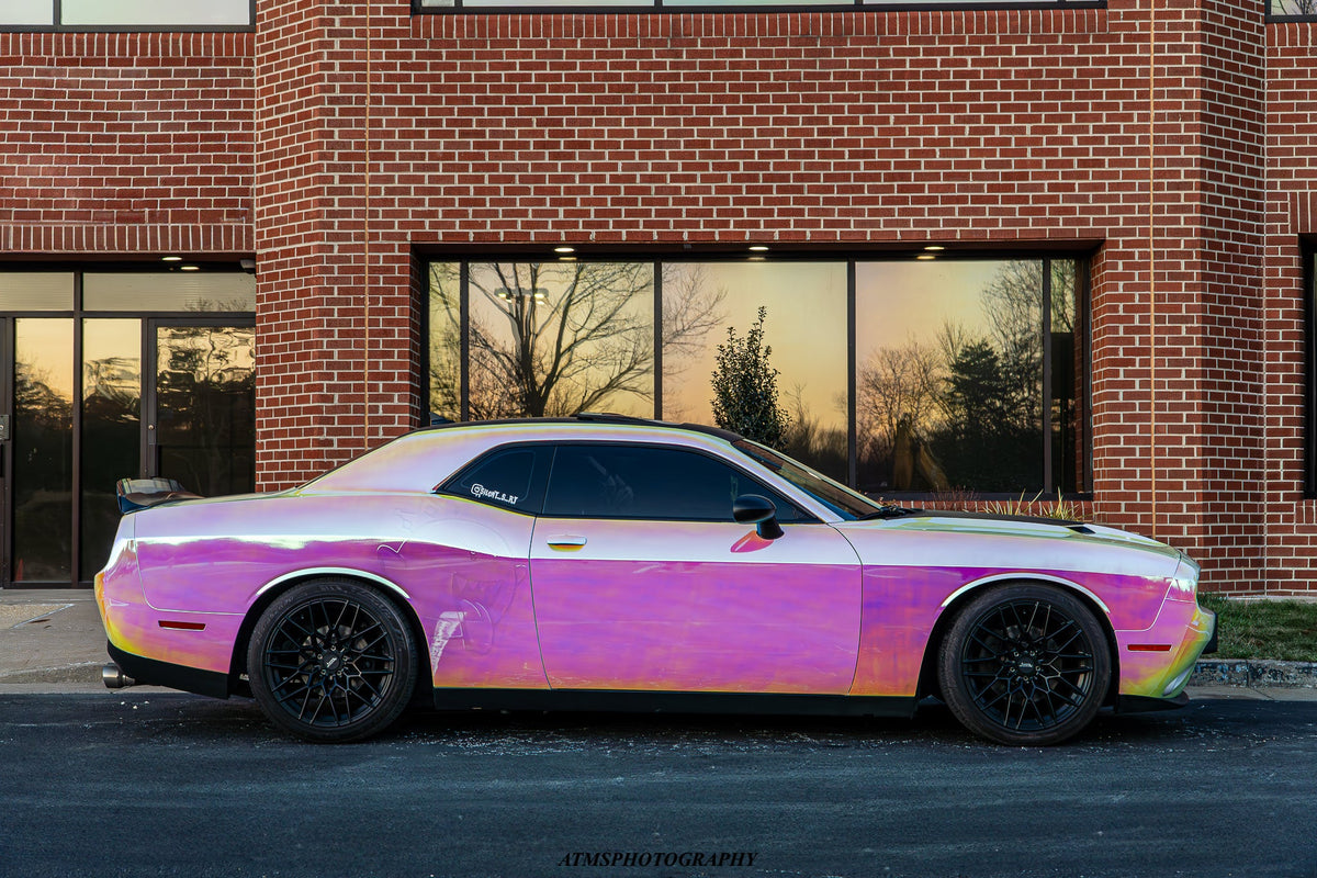 Holographic chrome pink (Calendar Film)